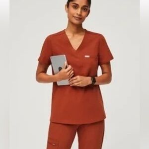 FIGS Auburn Catarina One Pocket Scrub Top